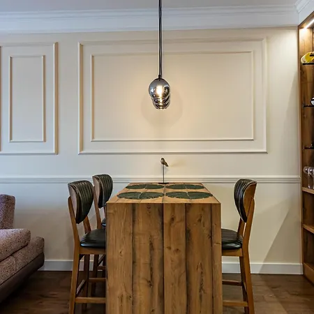 Palace Apartmans *