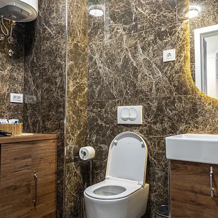 Palace Apartmans 아파트