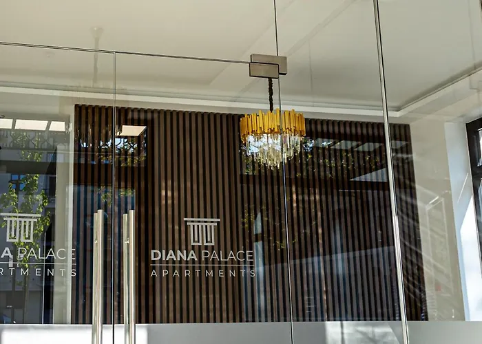 アパート Palace Apartmans *